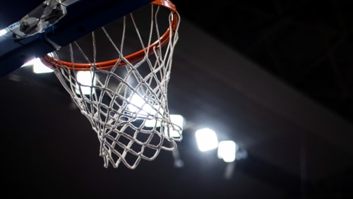de israëlische basketbalcompetitie is stopgezet, wat een impact heeft op de deelname van teams aan de euroliga. lees meer over de gevolgen voor de sport en betrokken clubs.