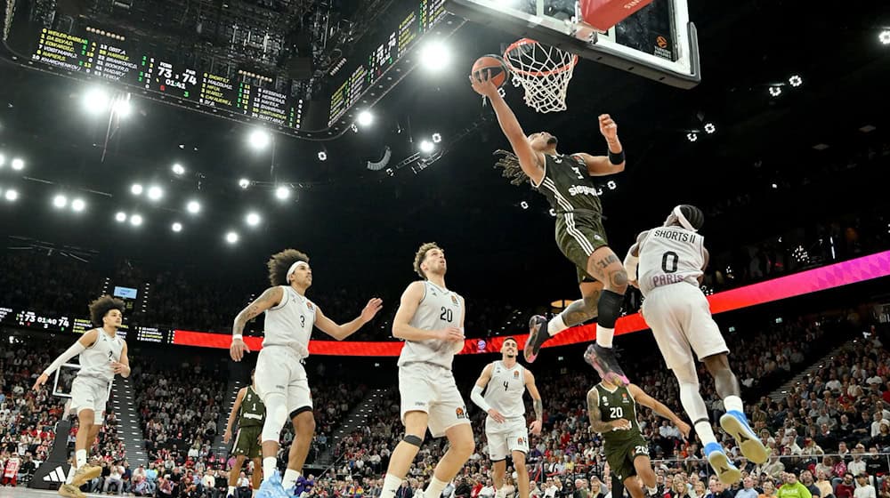 paris basketball verliest voor de derde keer op rij van bayern in een spannende wedstrijd.