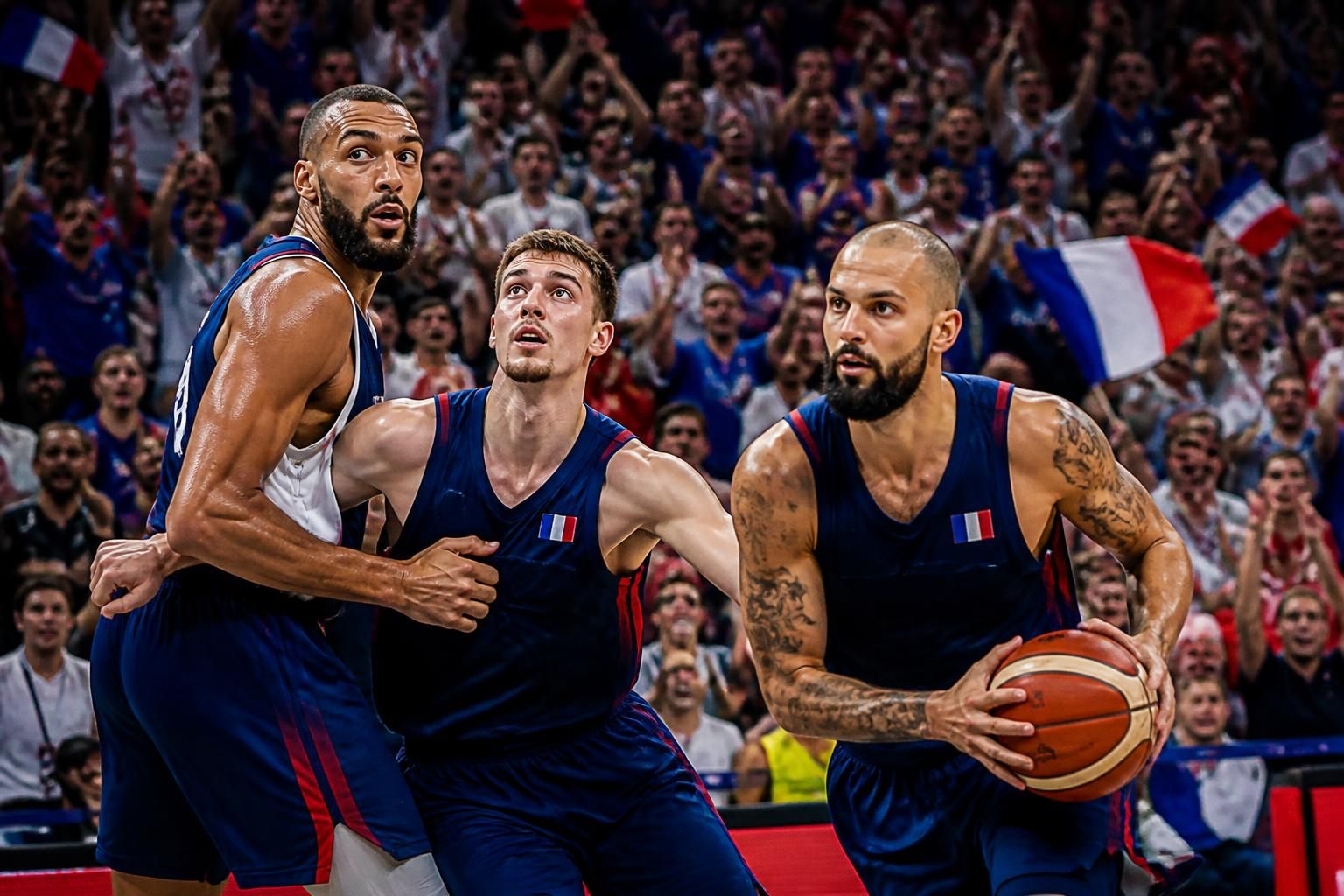 ontdek het franse basketbalteam voor het komende speelseizoen, zonder wembanyama maar met de ervaren spelers raynaud, gobert en fournier.